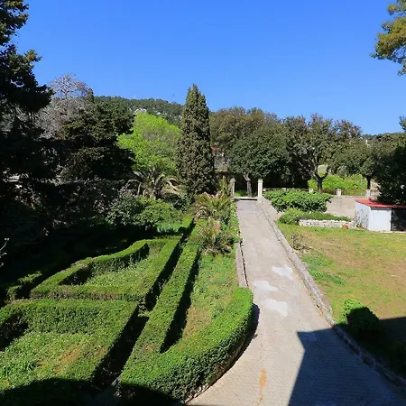 Miramare On The アパート *