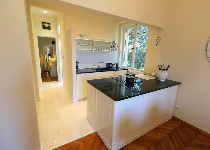 Apartment Miramare On The Split