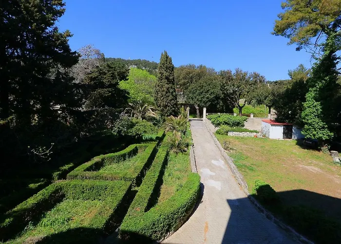 Miramare On The Apartment *